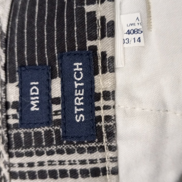 American Eagle Kaki Midi Stretch Shorts & Aztec Print Midi Stretch Shorts - Picture 9 of 16